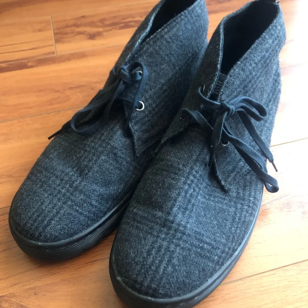 Men's Charcoal Gray Wool-Blend Chukka Sneakers